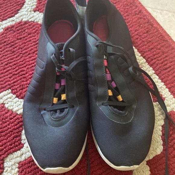 Adidas womens cloud foam sneakers Sz  10 - Picture 3 of 11